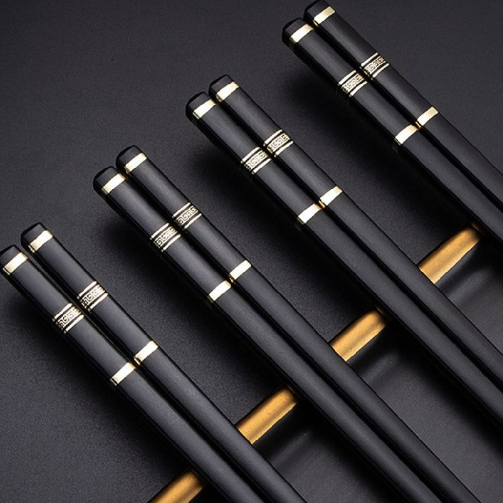 The Elegance of Porcelain Chopsticks: Blending Tradition and Modernity