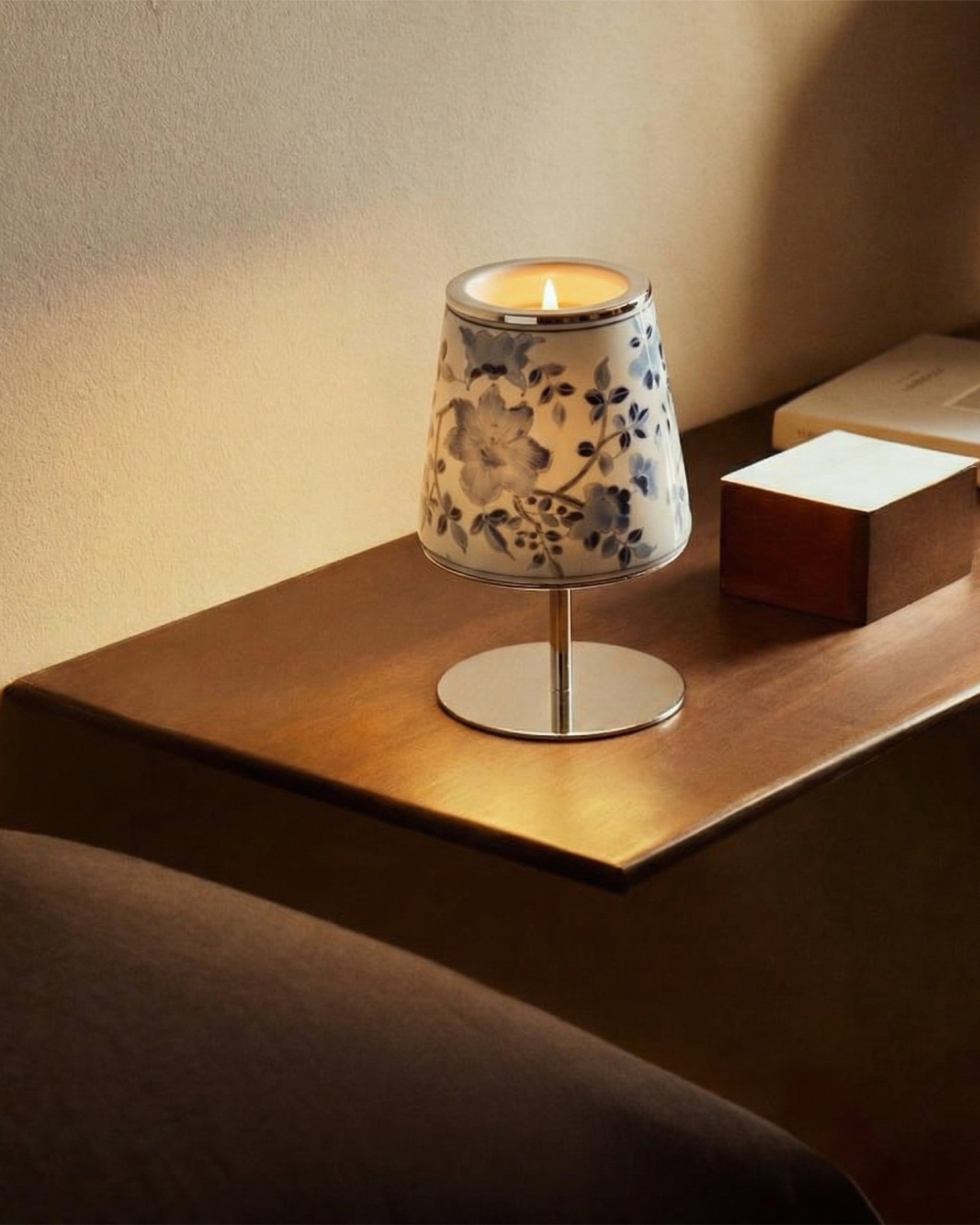  new handcrafted Chinese porcelain tableware, tea sets & decor. 