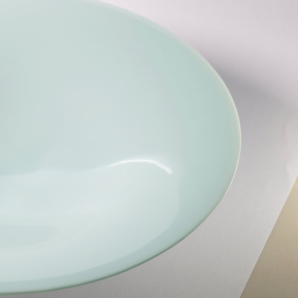 Elegant Flow Ceramic Plate