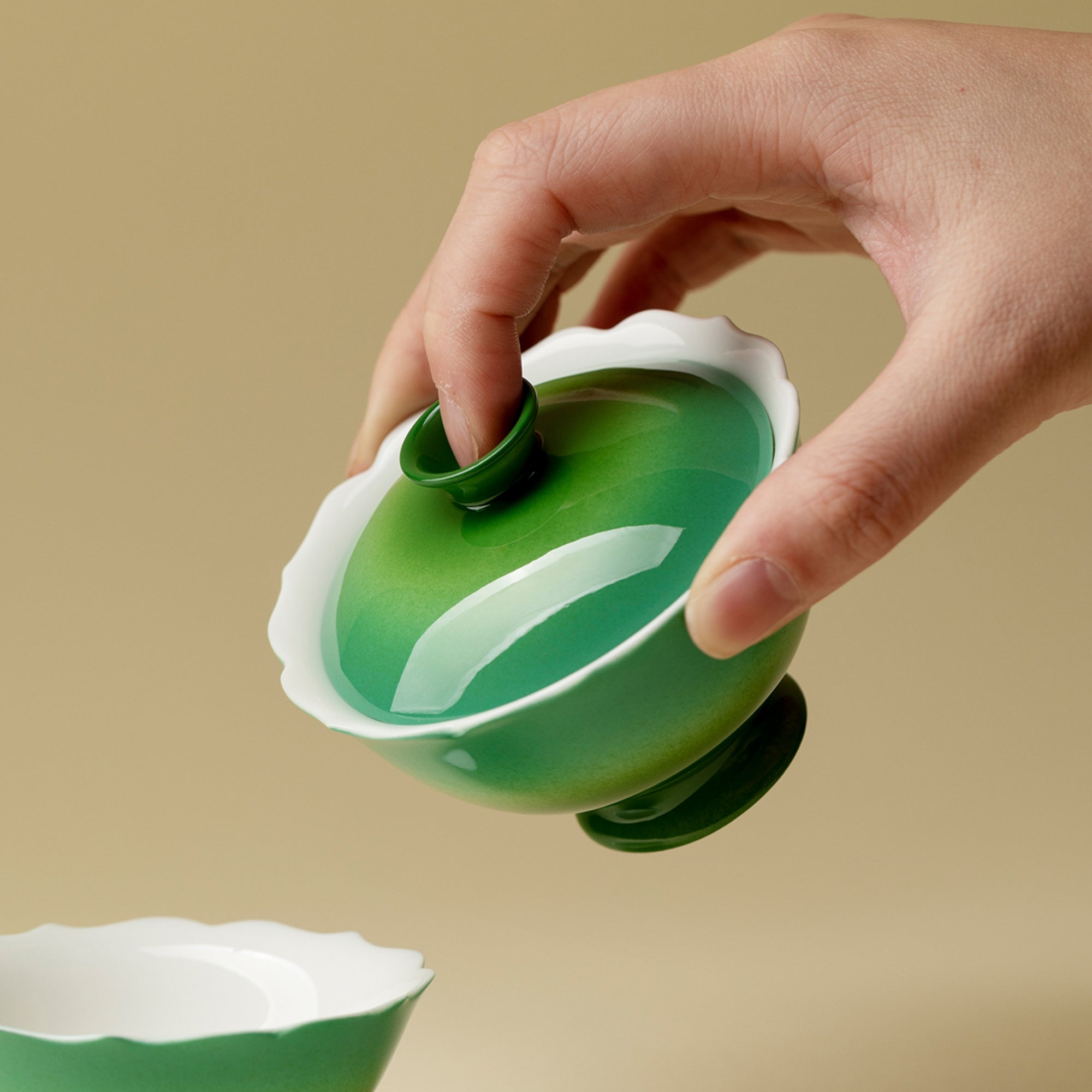 Verdant Wave Tea Cup