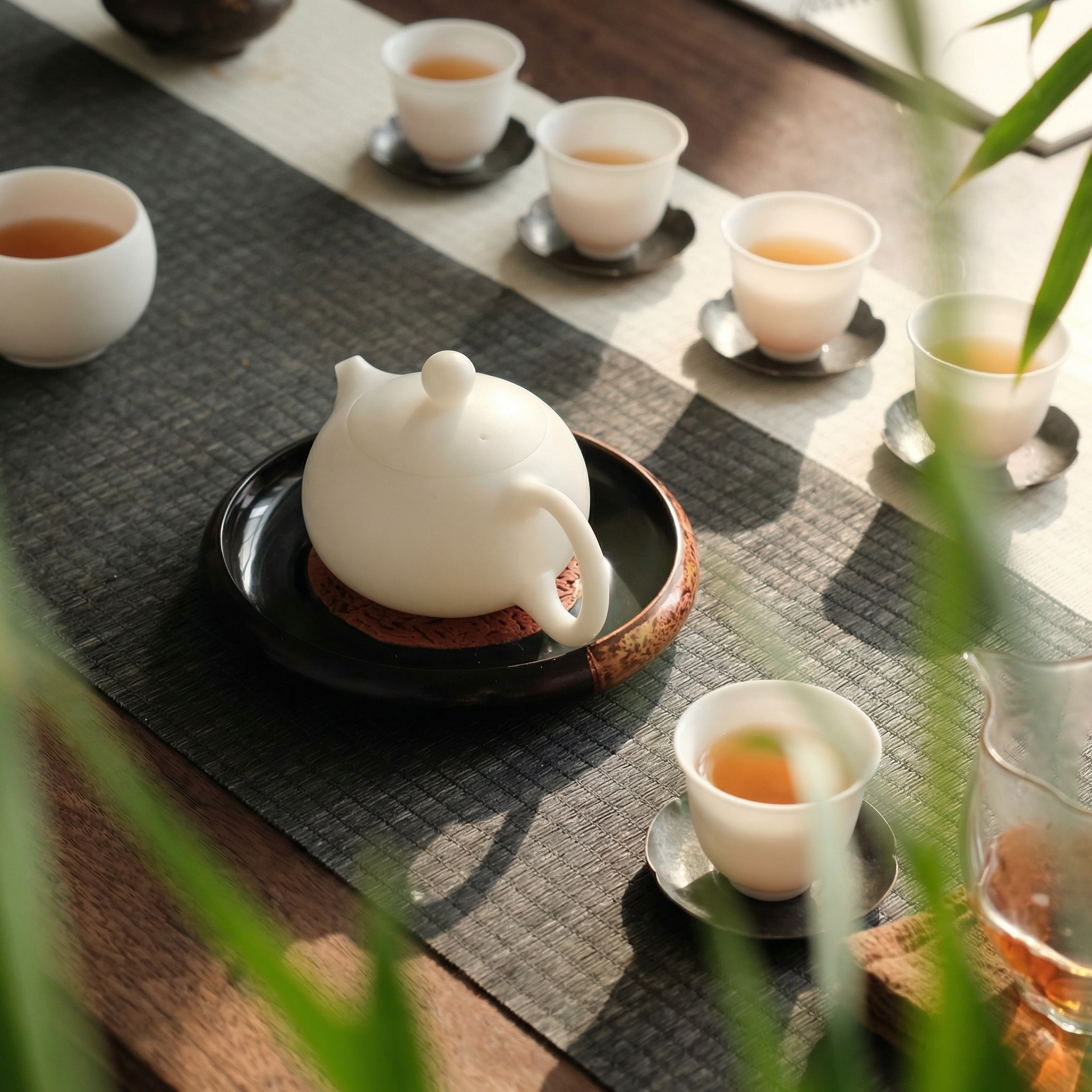 Jade Snow Gongfu Tea Set – 11-Piece White Porcelain Collection