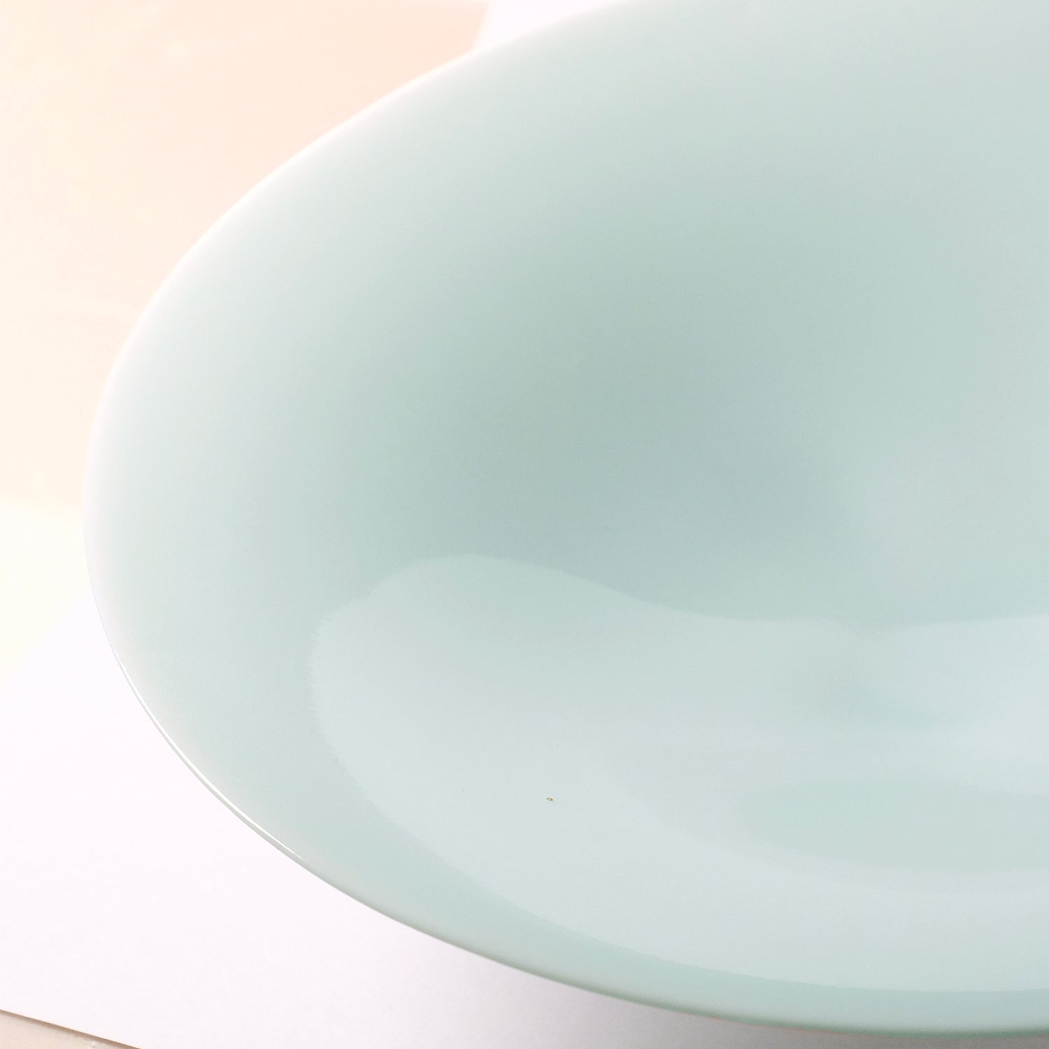 Elegant Flow Ceramic Plate