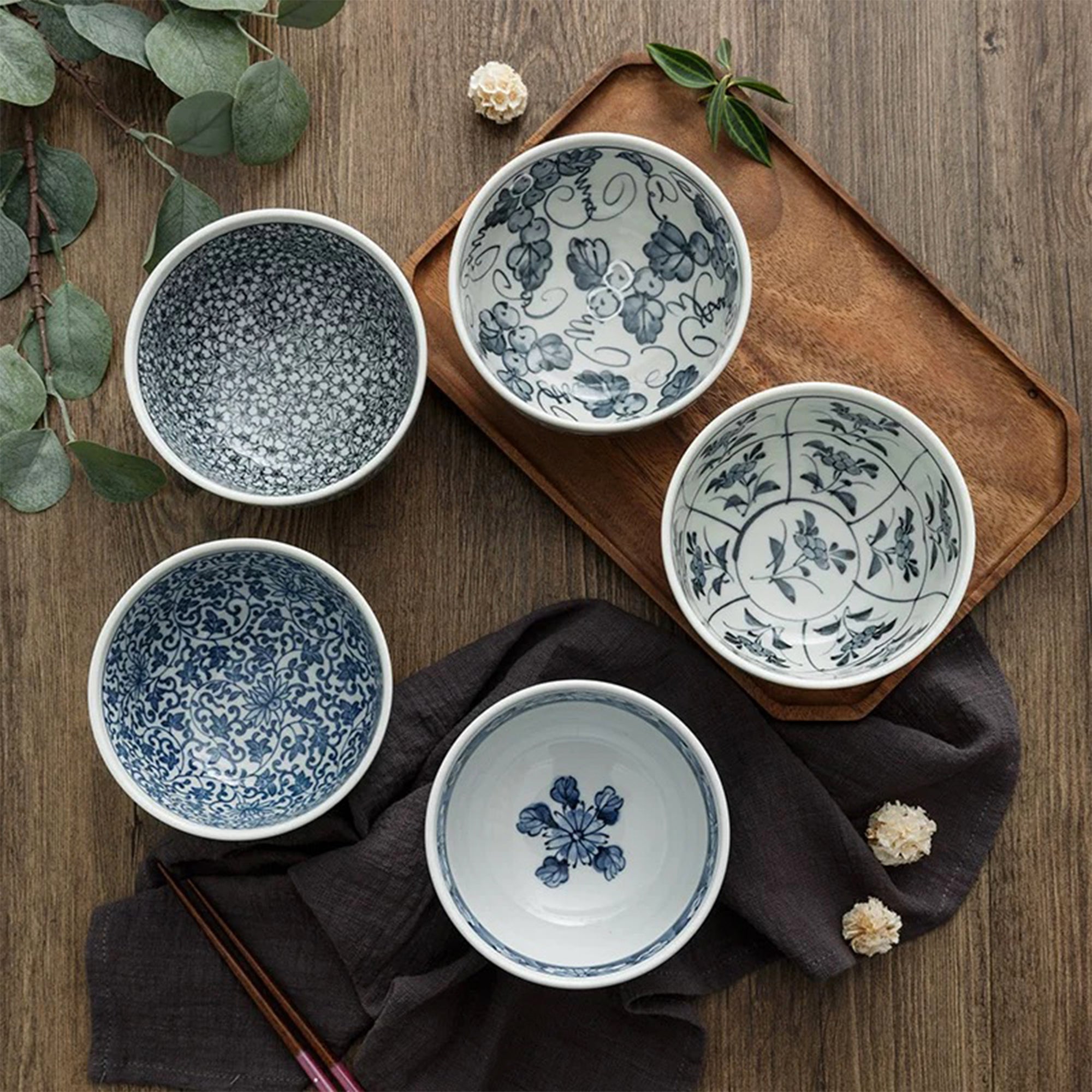 Blue-Painted Pastoral Blue and White Porcelain Bowl