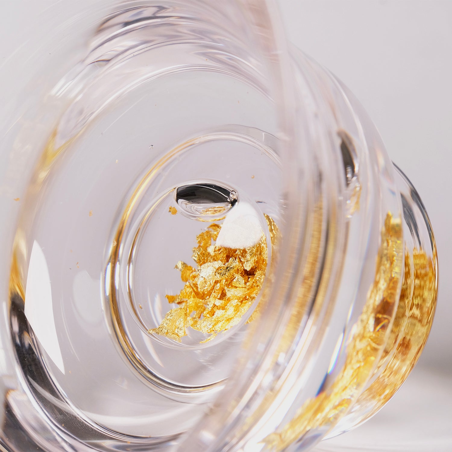 Chinese Tea Cup with Lid - Fong's Golden Traditional Gaiwan