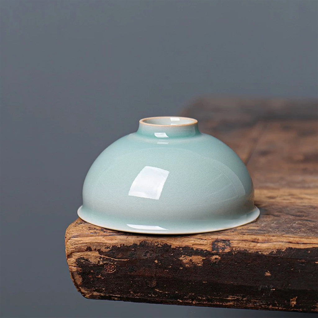 Plain Celadon Constricted Mouth Cup With Gift Box