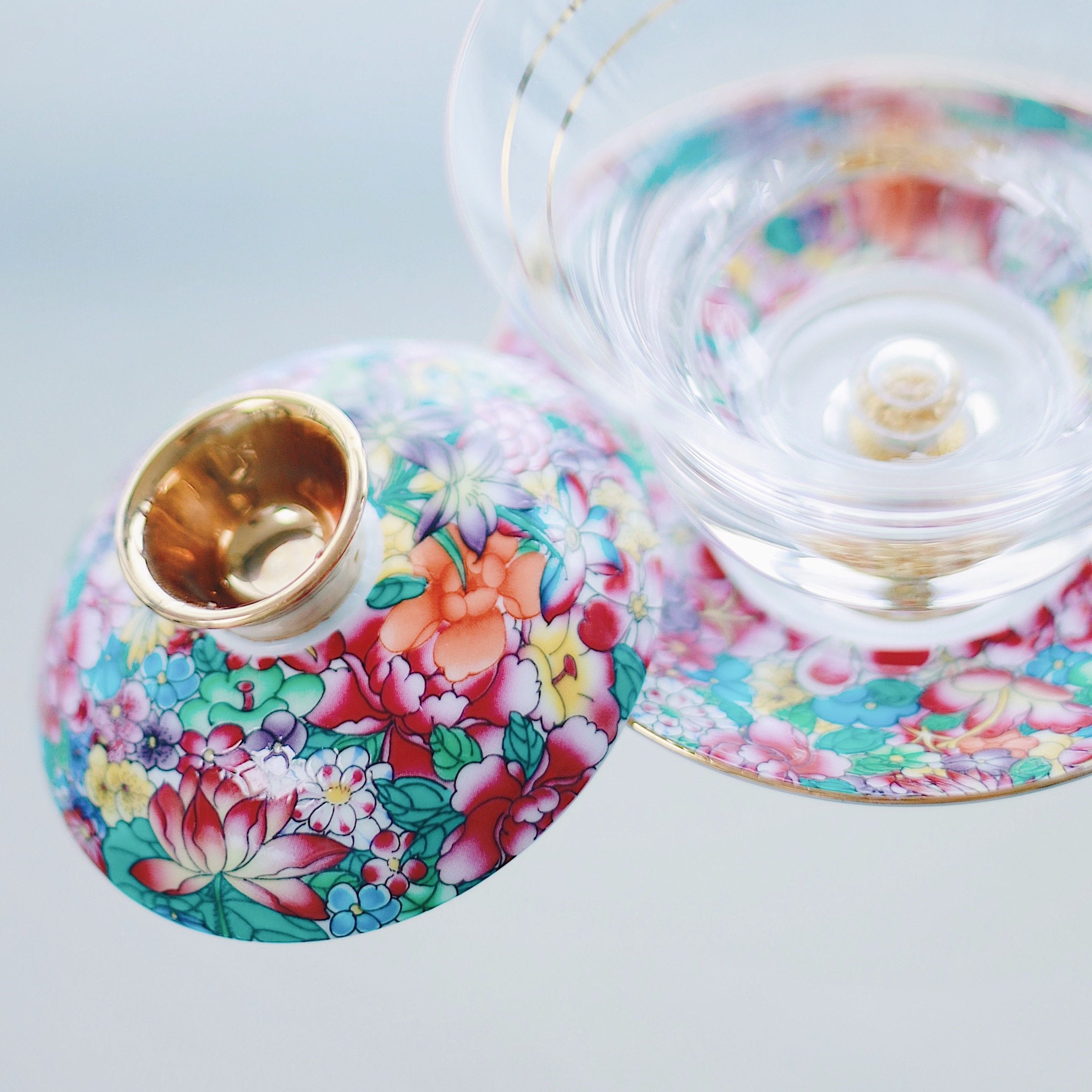 Chinese Tea Cup with Lid - Fong's Golden Traditional Gaiwan